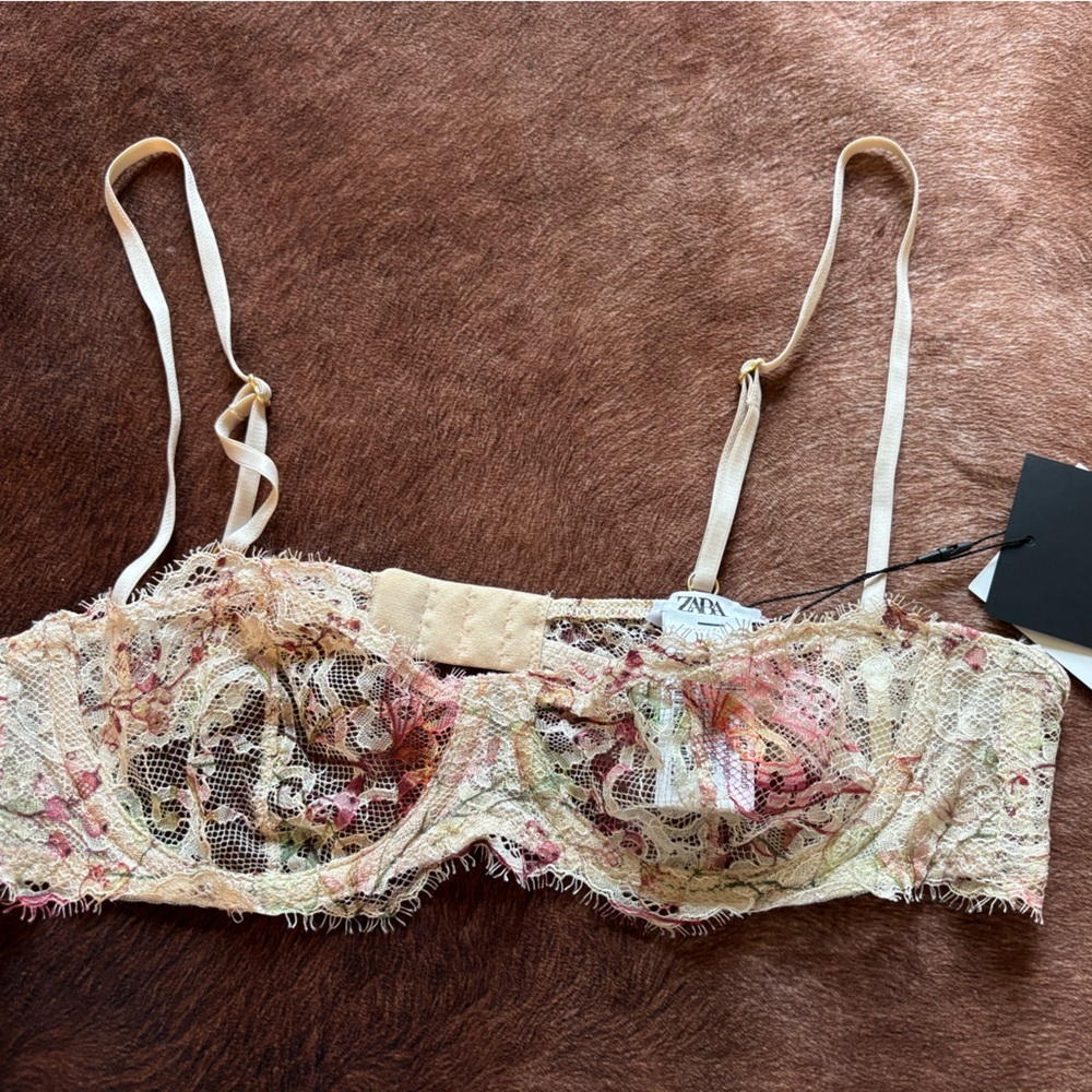 Zara Lace Balconette Bra - Pastel Pink/Beige